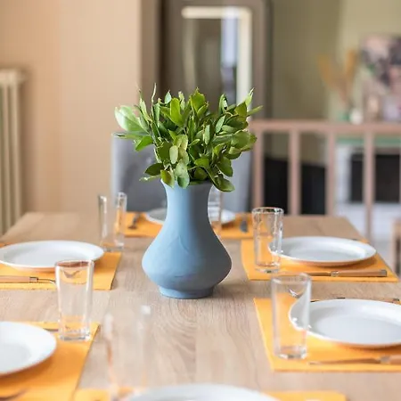 Castle's Nest 1 Kástro Tornéze